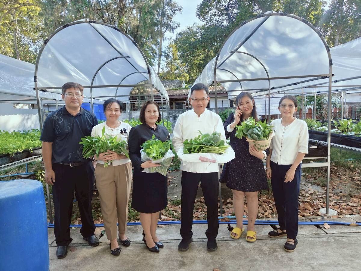 สำนักงานพัฒนาชุมชนอำเภอเมืองระยอง ขับเคลื่อนการน้อมนำแนวพระราชดำริของสมเด็จพระกนิษฐาธิราชเจ้า กรมสมเด็จพระเทพรัตนราชสุดาฯ สยามบรมราชกุมารี สู่ปฏิบัติการปลูกผักสวนครัวเพื่อสร้างความมั่นคงทางอาหาร ประจำปีงบประมาณ พ.ศ. 2569