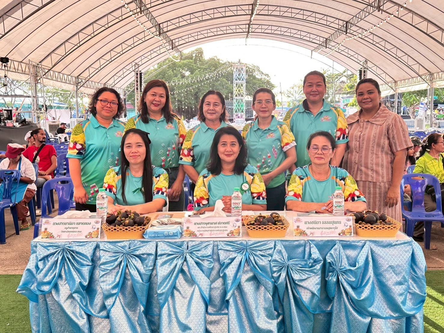 Rayong Talent พช.เมืองระยองเอาได้  สำนักงานพัฒนาชุมชนอำเภอเมืองระยอง ร่วมกิจกรรมการประกวดตำน้ำพริกกะปิ(ระกำ) ในโครงการงานเทศกาลดนตรี สีสัน ผลไม้สไตล์ตะพง ของดีเมืองระยอง