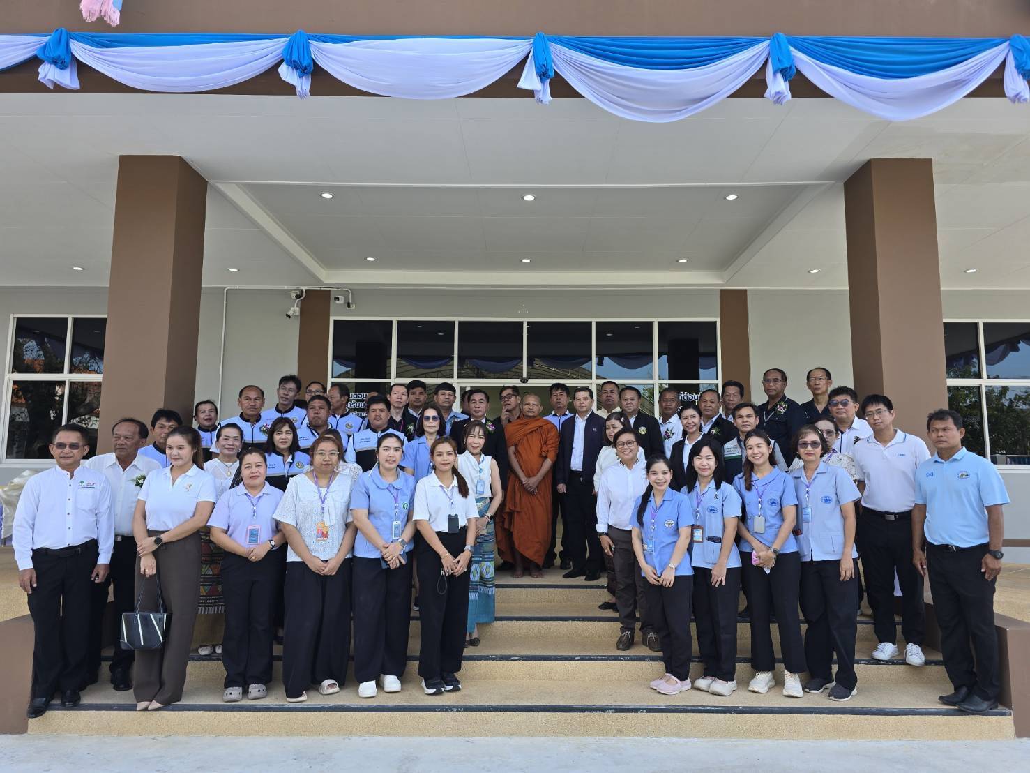 Rayong TALENT พช.เมืองระยองเอาได้  สำนักงานพัฒนาชุมชนอำเภอเมืองระยอง ร่วมเป็นเกียรติในพิธีเปิดอาคารโรงพยาบาลส่งเสริมสุขภาพตำบลตะพง