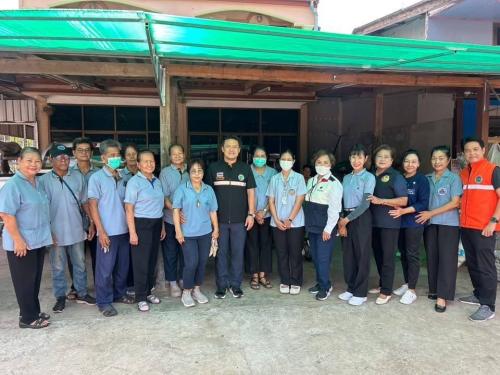 Rayong TALENT พช.เมืองระยอง เอาได้   >> ศจพ.อ.เมืองระยอง ลงพื้นที่ให้ความช่วยเหลือกลุ่มเป้าหมายในพื้นที่ กิจกรรมพัฒนาคุณภาพชีวิตระดับอำเภอ เพื่อช่วยเหลือส่งเสริมและพัฒนาคุณภาพชีวิตและกลุ่มเปราะบางฯ